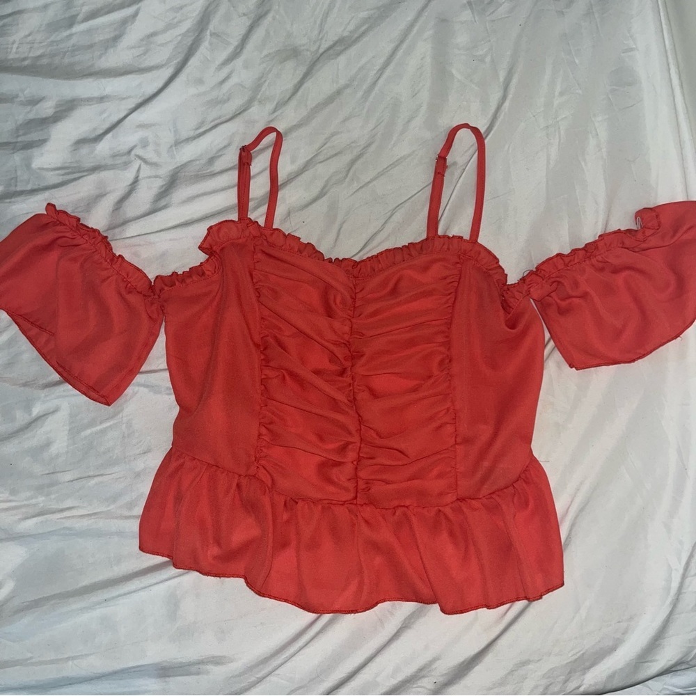 SHEIN CURVE CROP TOP